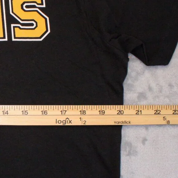 Boston Bruins Short Sleeve Crew Neck Tee Men's Size Small - Picture 8 of 9